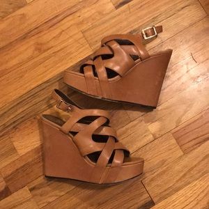 Vince Camuto strappy gladiator wedges